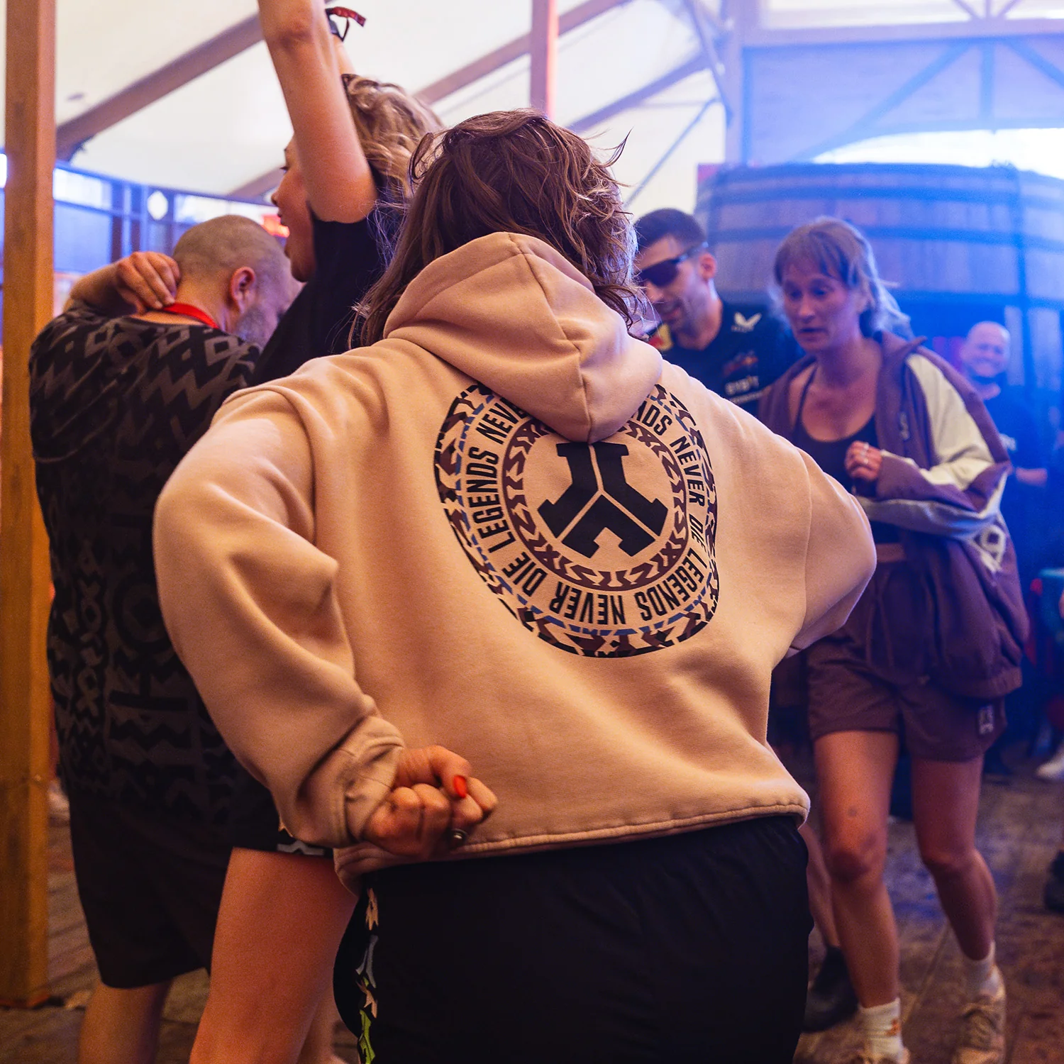 Defqon.1 Dusty Mauve Boyfriend Hoodie - Image 4