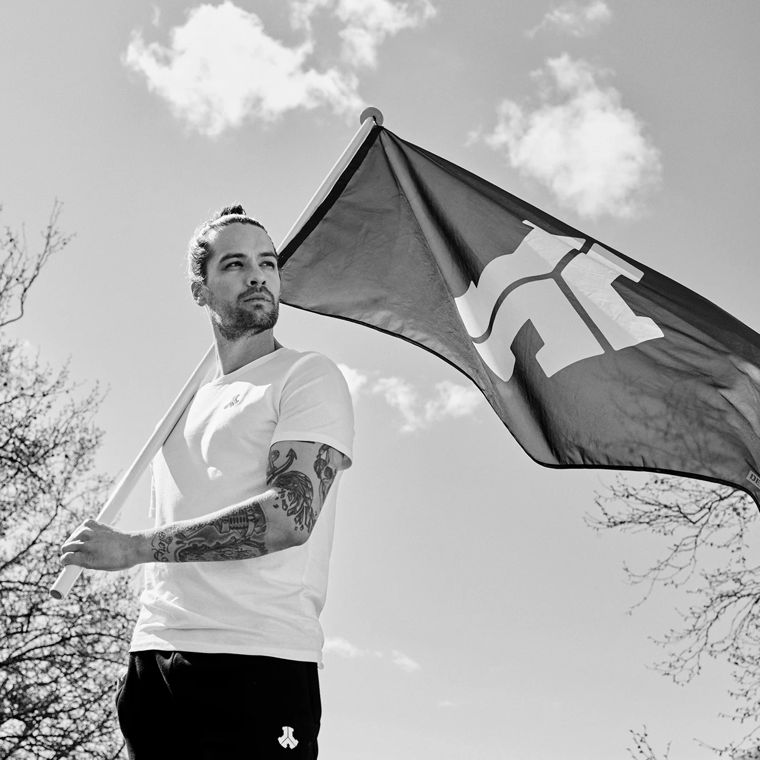 Defqon.1 Essential flag - Image 2